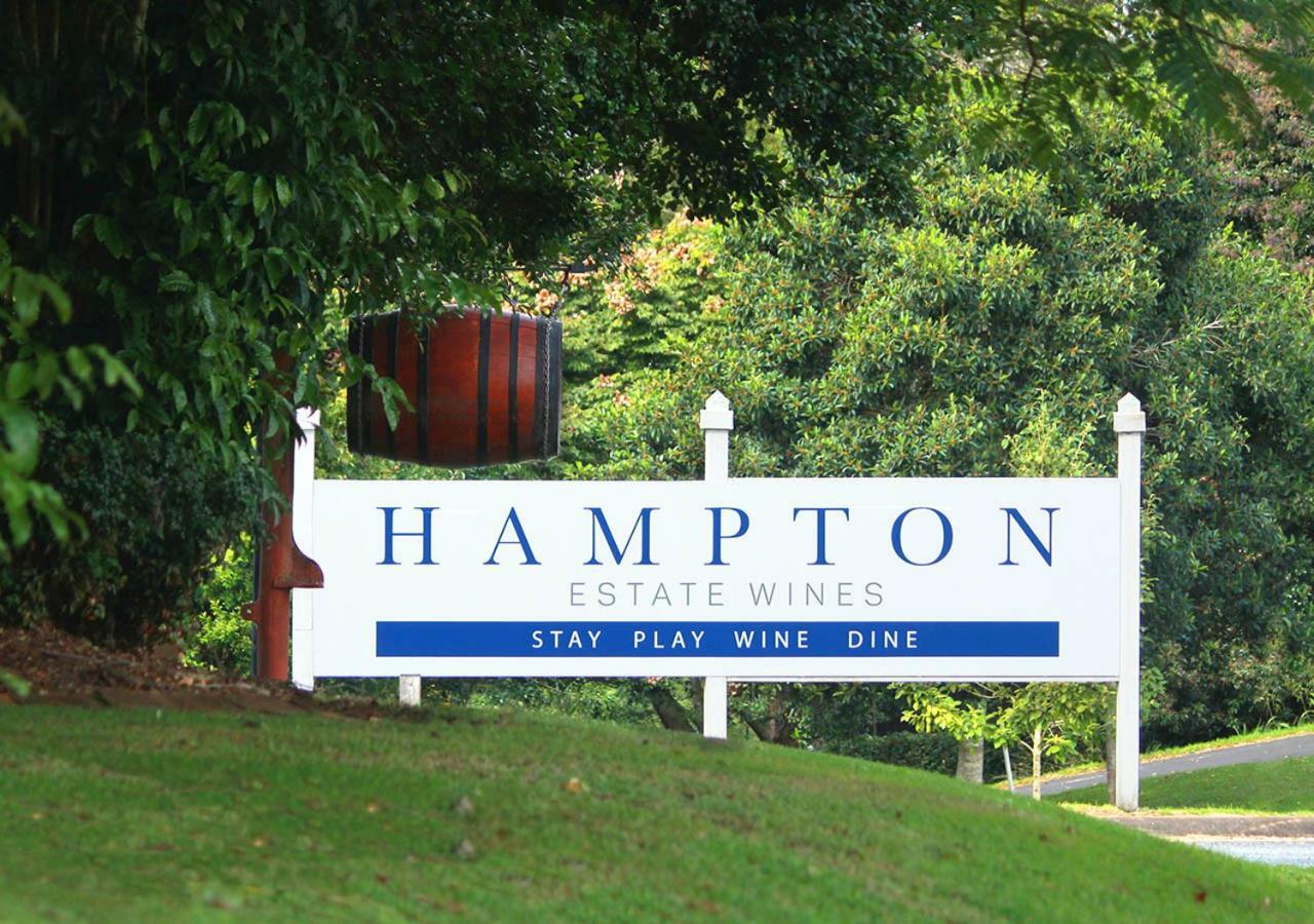 Hampton Estate Wines Hotel Mount Tamborine Exterior photo